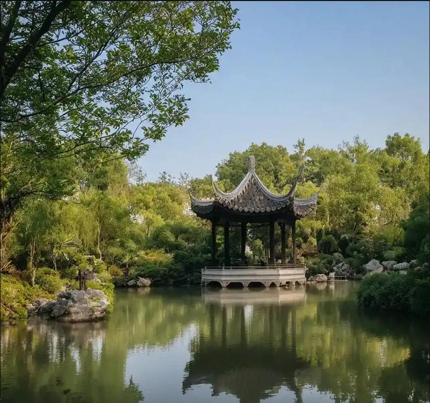 建德夏日餐饮有限公司